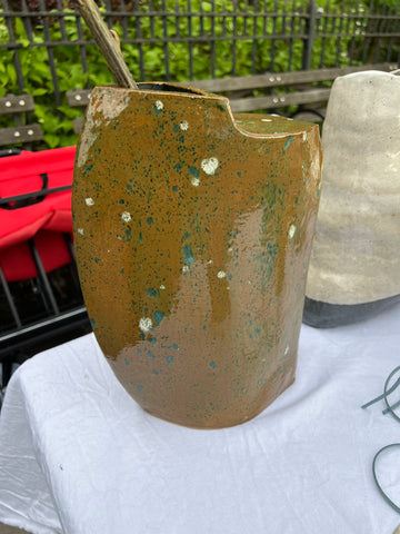 Sailing vase